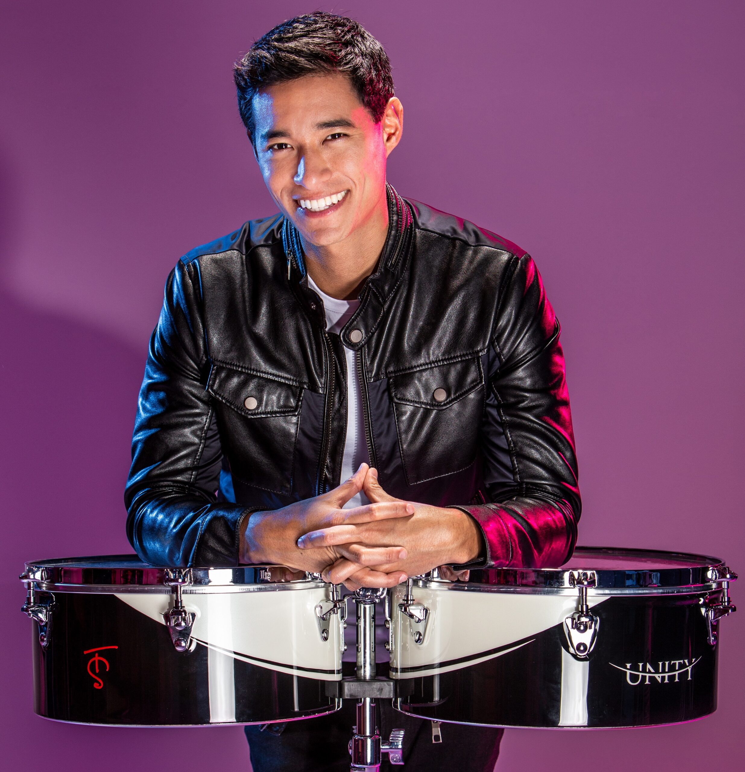 Tony Succar compartió una emotiva foto familiar antes de su participación en los Grammy 2022