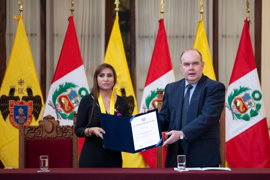 Rafael López Aliaga, Patricia Benavides