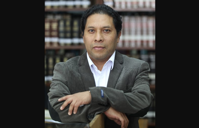 Por: John Colonio  // San Valentín y la política