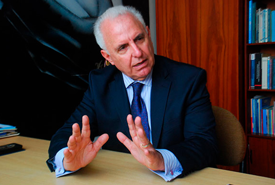 Luis Solari