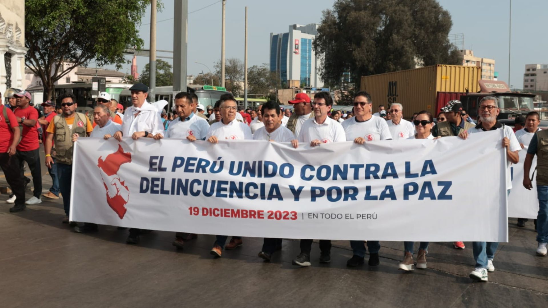 PNCZDRPS6VAS7ITWDOPOYY2ALI Gremios marcharon en contra de la delincuencia