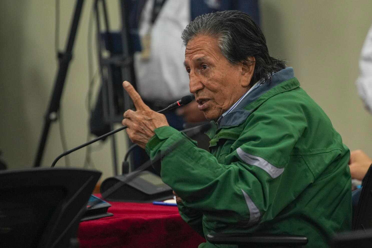 Alejandro Toledo reapareció en audiencia Alejandro Toledo reapareció en audiencia