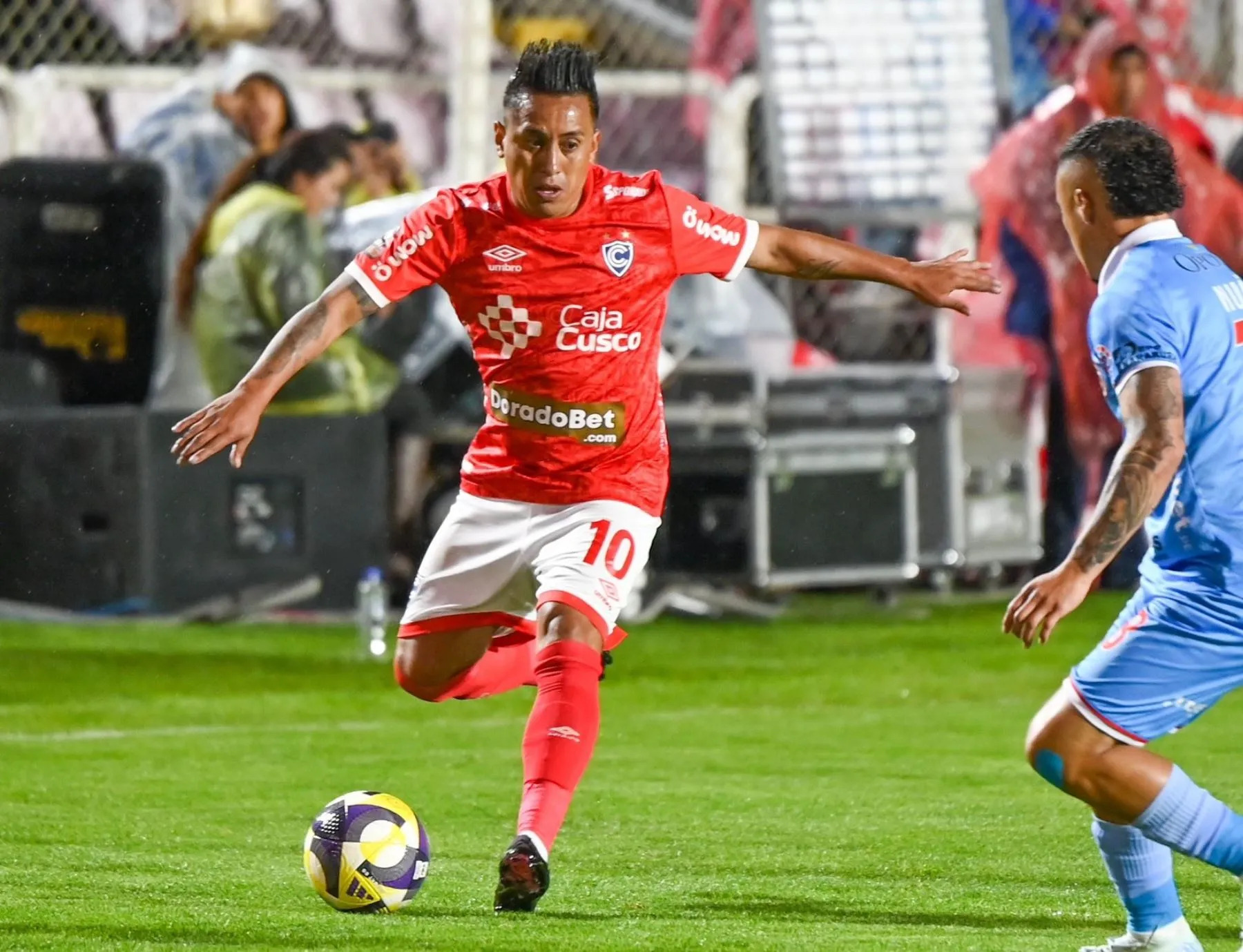 Christian Cueva cerca de dejar Cienciano para fichar por Emelec