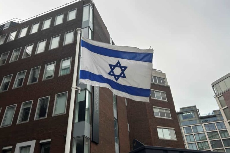 Israel ordena el cierre de sus embajadas en el mundo